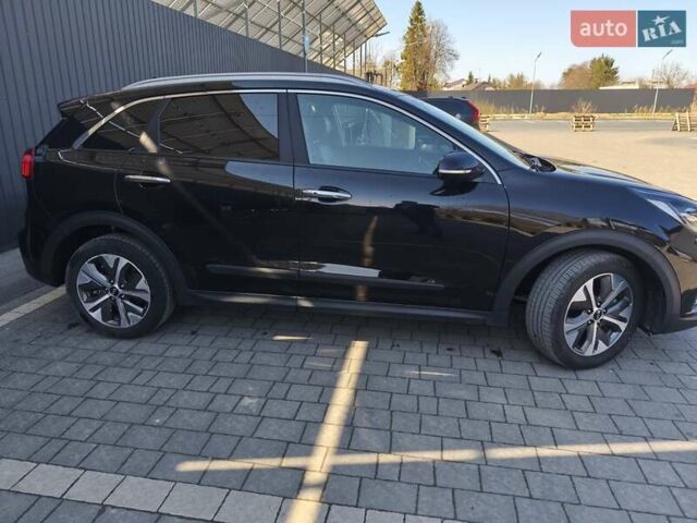Черный Киа Niro, объемом двигателя 0 л и пробегом 46 тыс. км за 17000 $, фото 23 на Automoto.ua