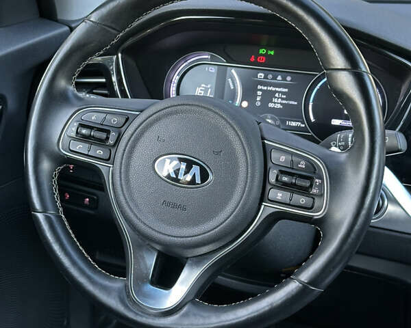 Черный Киа Niro, объемом двигателя 0 л и пробегом 112 тыс. км за 18750 $, фото 45 на Automoto.ua