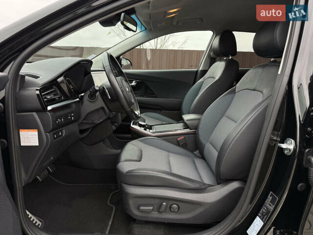 Черный Киа Niro, объемом двигателя 0 л и пробегом 61 тыс. км за 19300 $, фото 21 на Automoto.ua