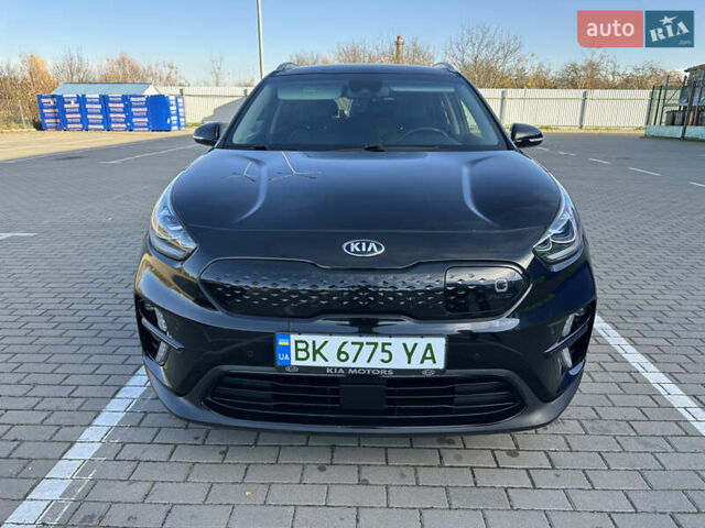 Чорний Кіа Niro, об'ємом двигуна 0 л та пробігом 144 тис. км за 19500 $, фото 2 на Automoto.ua