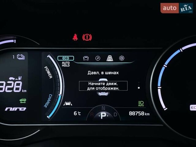 Чорний Кіа Niro, об'ємом двигуна 0 л та пробігом 88 тис. км за 21900 $, фото 34 на Automoto.ua