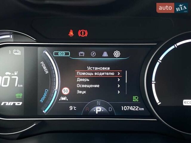 Чорний Кіа Niro, об'ємом двигуна 0 л та пробігом 107 тис. км за 22400 $, фото 38 на Automoto.ua