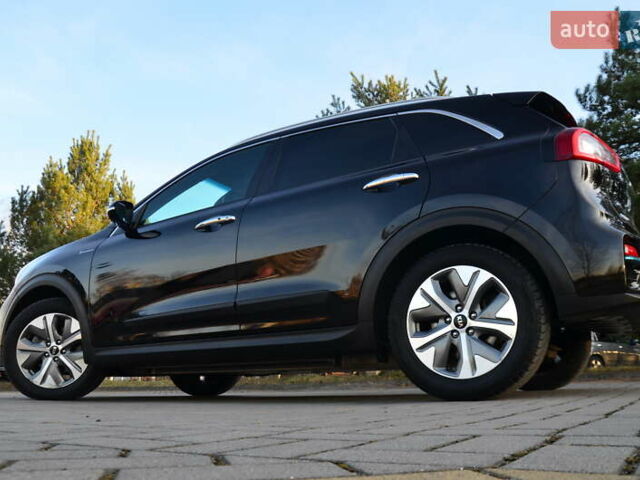 Черный Киа Niro, объемом двигателя 0 л и пробегом 68 тыс. км за 17450 $, фото 28 на Automoto.ua