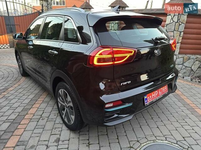 Черный Киа Niro, объемом двигателя 0 л и пробегом 115 тыс. км за 18700 $, фото 36 на Automoto.ua