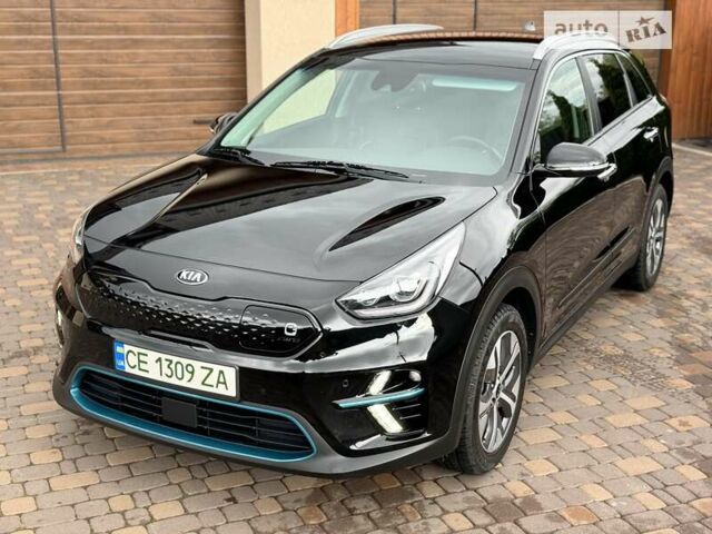 Черный Киа Niro, объемом двигателя 0 л и пробегом 157 тыс. км за 22400 $, фото 1 на Automoto.ua