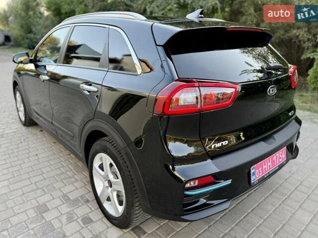 Черный Киа Niro, объемом двигателя 0 л и пробегом 128 тыс. км за 16800 $, фото 5 на Automoto.ua