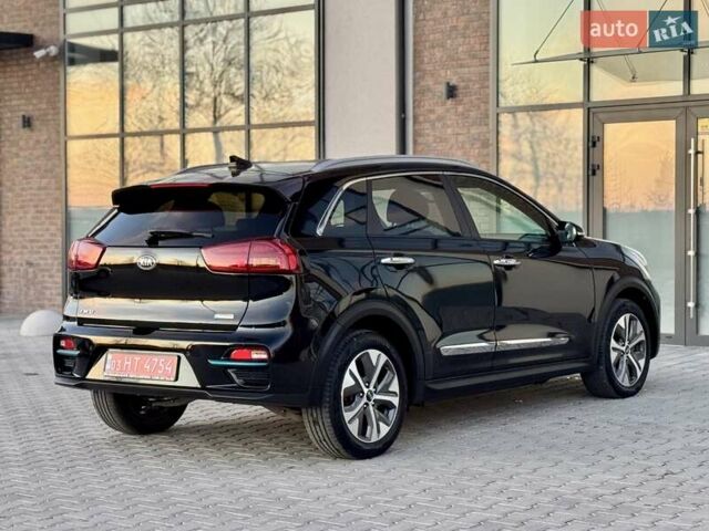 Черный Киа Niro, объемом двигателя 0 л и пробегом 110 тыс. км за 17999 $, фото 21 на Automoto.ua