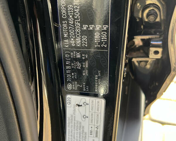 Черный Киа Niro, объемом двигателя 0 л и пробегом 112 тыс. км за 19500 $, фото 19 на Automoto.ua