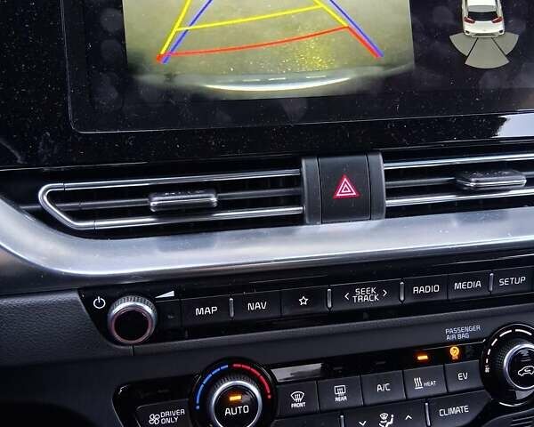 Чорний Кіа Niro, об'ємом двигуна 0 л та пробігом 143 тис. км за 17800 $, фото 20 на Automoto.ua