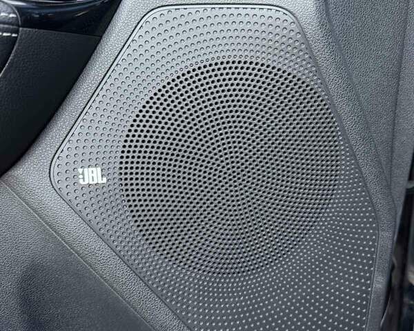 Черный Киа Niro, объемом двигателя 0 л и пробегом 111 тыс. км за 18900 $, фото 14 на Automoto.ua