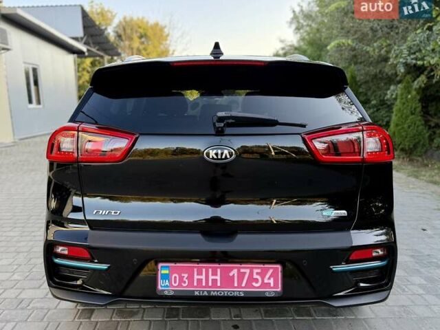 Черный Киа Niro, объемом двигателя 0 л и пробегом 128 тыс. км за 16800 $, фото 8 на Automoto.ua