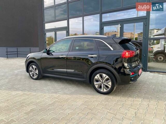 Черный Киа Niro, объемом двигателя 0 л и пробегом 142 тыс. км за 18900 $, фото 33 на Automoto.ua