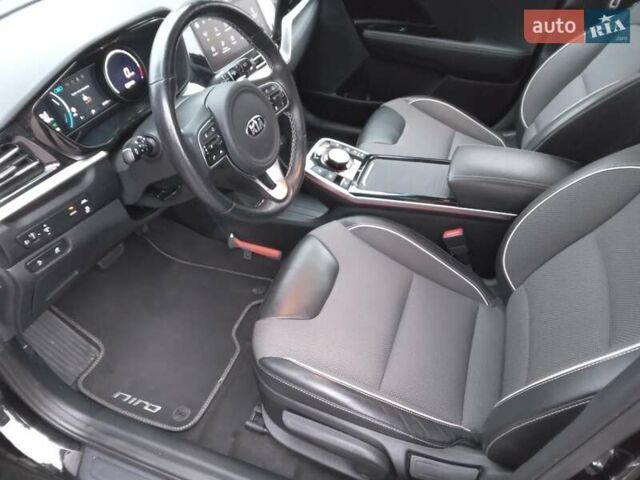 Черный Киа Niro, объемом двигателя 0 л и пробегом 92 тыс. км за 19945 $, фото 41 на Automoto.ua