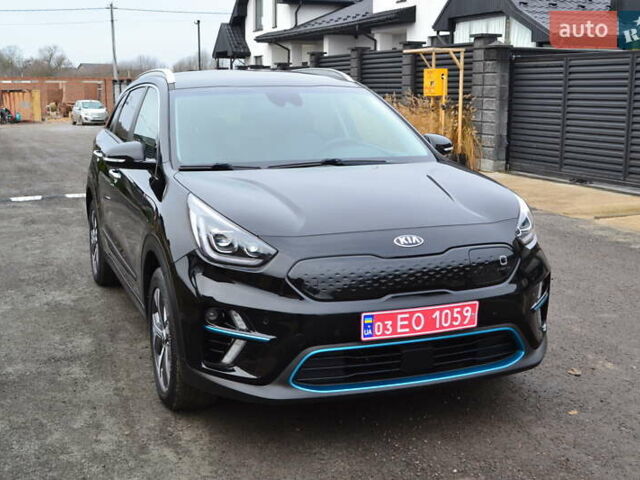 Чорний Кіа Niro, об'ємом двигуна 0 л та пробігом 169 тис. км за 18450 $, фото 7 на Automoto.ua