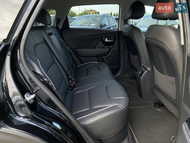 Черный Киа Niro, объемом двигателя 0 л и пробегом 83 тыс. км за 23200 $, фото 58 на Automoto.ua
