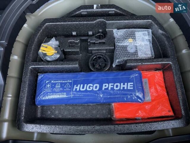 Черный Киа Niro, объемом двигателя 0 л и пробегом 98 тыс. км за 20999 $, фото 57 на Automoto.ua