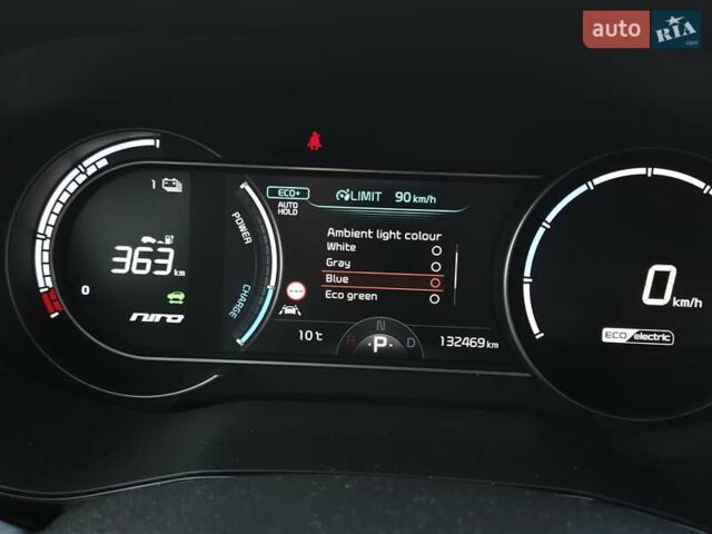 Черный Киа Niro, объемом двигателя 0 л и пробегом 132 тыс. км за 19449 $, фото 56 на Automoto.ua