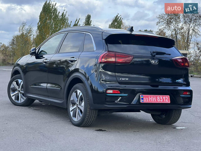 Киа Niro 2020 в Ровно на Automoto.ua Черный Киа Niro, объемом двигателя 0 л и пробегом 143 тыс. км за 18499 $, фото 7 на Automoto.ua