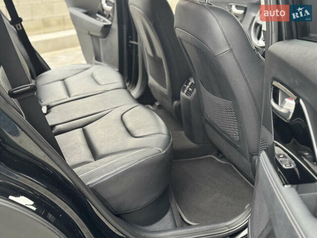 Черный Киа Niro, объемом двигателя 0 л и пробегом 132 тыс. км за 18699 $, фото 38 на Automoto.ua