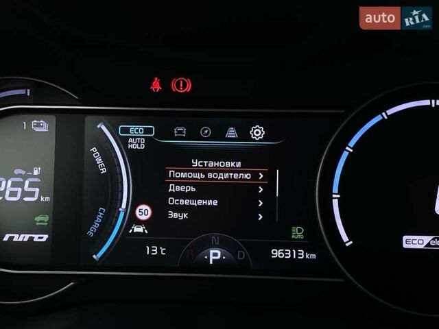 Чорний Кіа Niro, об'ємом двигуна 0 л та пробігом 96 тис. км за 20600 $, фото 38 на Automoto.ua