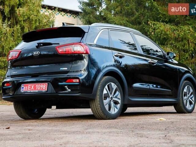 Черный Киа Niro, объемом двигателя 0 л и пробегом 110 тыс. км за 17450 $, фото 12 на Automoto.ua