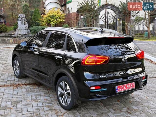 Черный Киа Niro, объемом двигателя 0 л и пробегом 115 тыс. км за 19999 $, фото 26 на Automoto.ua
