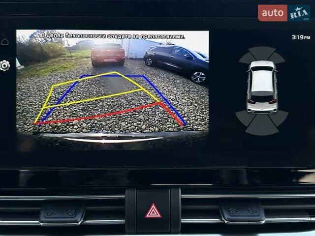 Чорний Кіа Niro, об'ємом двигуна 0 л та пробігом 68 тис. км за 24200 $, фото 10 на Automoto.ua