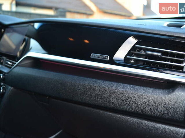 Чорний Кіа Niro, об'ємом двигуна 0 л та пробігом 169 тис. км за 18450 $, фото 45 на Automoto.ua