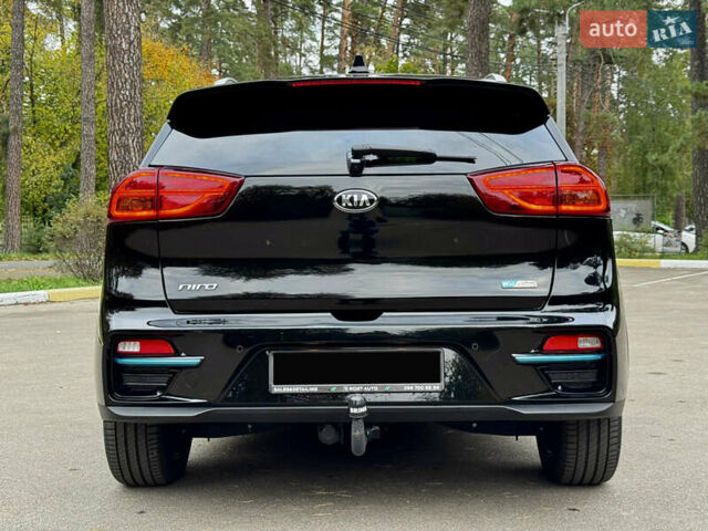 Чорний Кіа Niro, об'ємом двигуна 0 л та пробігом 107 тис. км за 20500 $, фото 30 на Automoto.ua