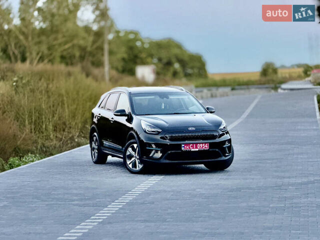 Черный Киа Niro, объемом двигателя 0 л и пробегом 165 тыс. км за 16999 $, фото 10 на Automoto.ua
