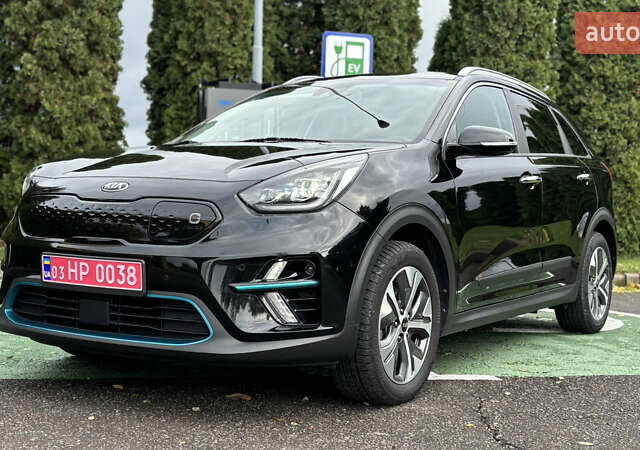 Чорний Кіа Niro, об'ємом двигуна 0 л та пробігом 110 тис. км за 19500 $, фото 32 на Automoto.ua