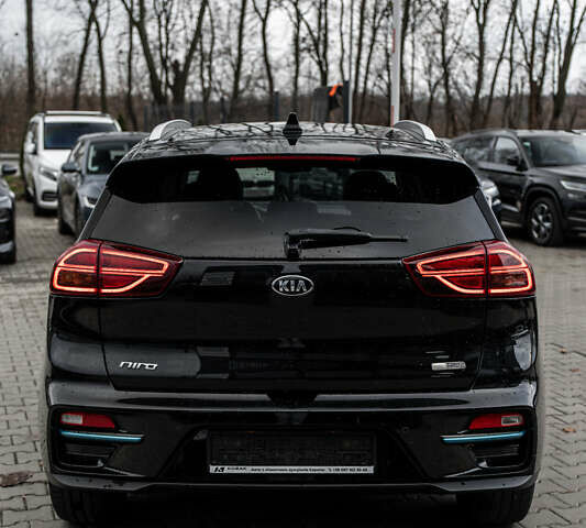 Черный Киа Niro, объемом двигателя 0 л и пробегом 114 тыс. км за 21900 $, фото 21 на Automoto.ua