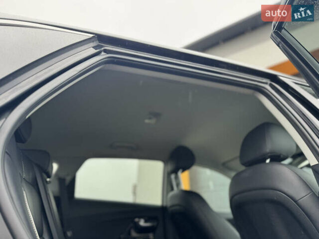 Черный Киа Niro, объемом двигателя 0 л и пробегом 93 тыс. км за 17999 $, фото 20 на Automoto.ua