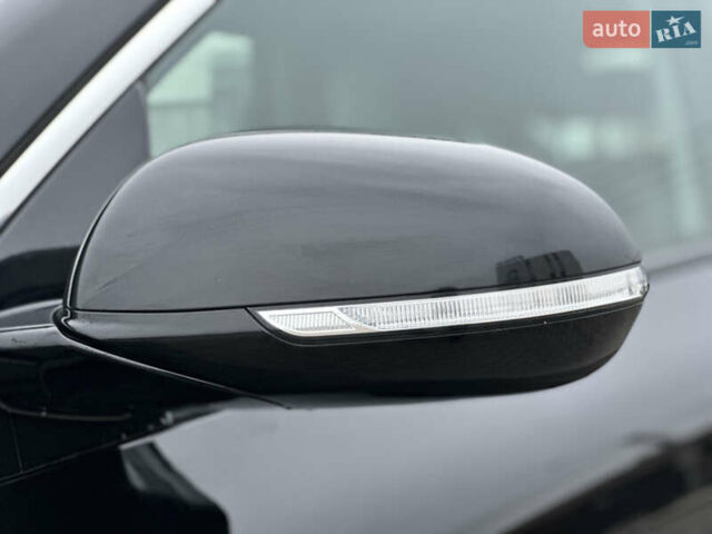 Чорний Кіа Niro, об'ємом двигуна 0 л та пробігом 130 тис. км за 18300 $, фото 21 на Automoto.ua