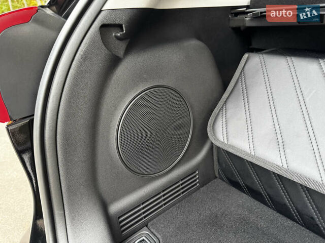 Черный Киа Niro, объемом двигателя 0 л и пробегом 78 тыс. км за 21700 $, фото 67 на Automoto.ua