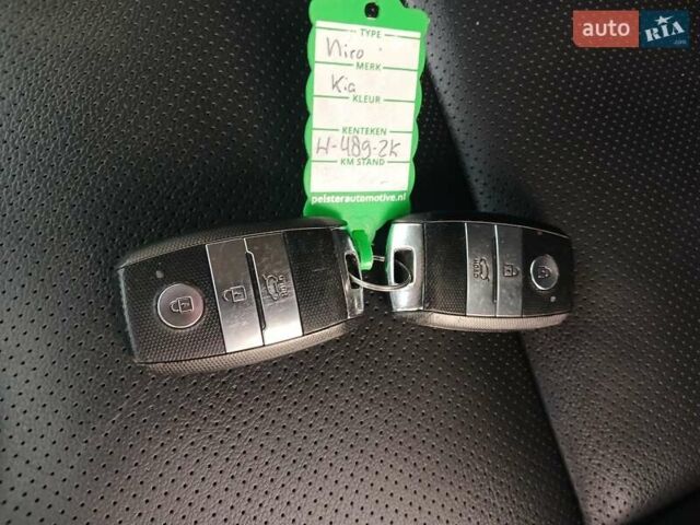 Черный Киа Niro, объемом двигателя 0 л и пробегом 125 тыс. км за 19300 $, фото 12 на Automoto.ua