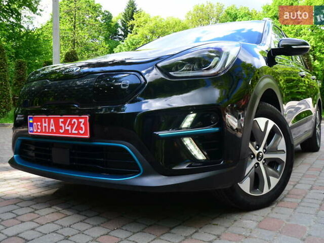 Черный Киа Niro, объемом двигателя 0 л и пробегом 62 тыс. км за 17450 $, фото 4 на Automoto.ua