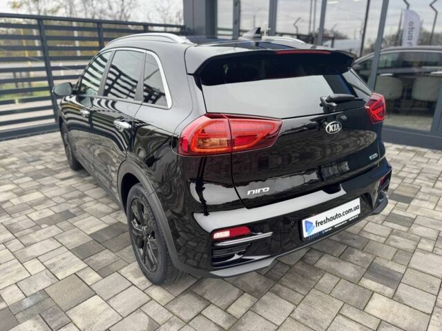 Черный Киа Niro, объемом двигателя 0 л и пробегом 112 тыс. км за 21900 $, фото 10 на Automoto.ua