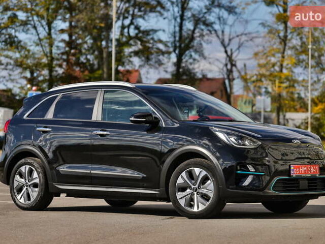 Черный Киа Niro, объемом двигателя 0 л и пробегом 124 тыс. км за 19500 $, фото 3 на Automoto.ua