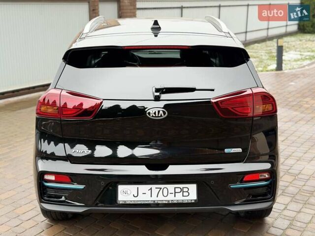 Чорний Кіа Niro, об'ємом двигуна 0 л та пробігом 89 тис. км за 20799 $, фото 13 на Automoto.ua