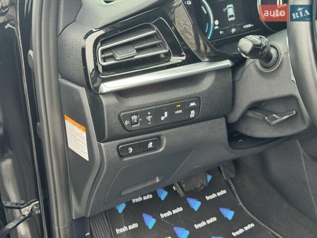Черный Киа Niro, объемом двигателя 0 л и пробегом 113 тыс. км за 21900 $, фото 15 на Automoto.ua