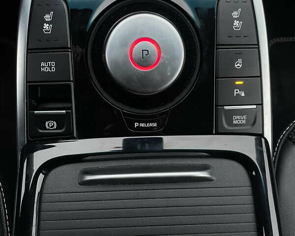 Черный Киа Niro, объемом двигателя 0 л и пробегом 111 тыс. км за 19300 $, фото 24 на Automoto.ua