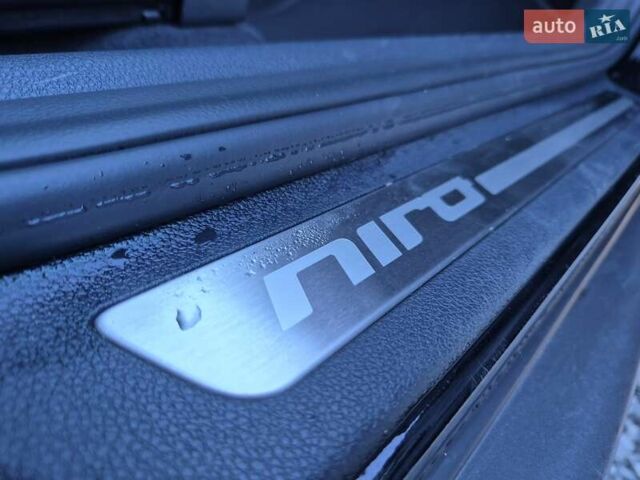 Черный Киа Niro, объемом двигателя 0 л и пробегом 132 тыс. км за 19449 $, фото 31 на Automoto.ua
