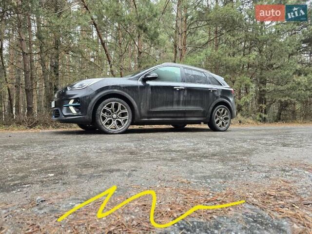 Киа Niro 2020 в Шепетовке на Automoto.ua Черный Киа Niro, объемом двигателя 0 л и пробегом 148 тыс. км за 18000 $, фото 15 на Automoto.ua
