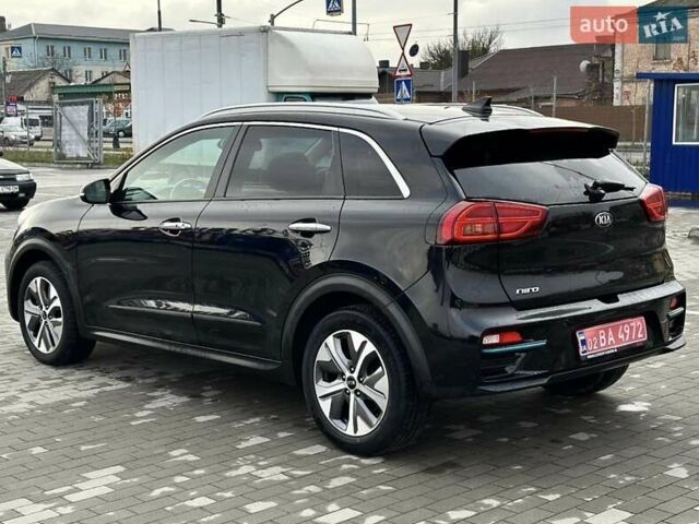 Чорний Кіа Niro, об'ємом двигуна 0 л та пробігом 148 тис. км за 18600 $, фото 6 на Automoto.ua