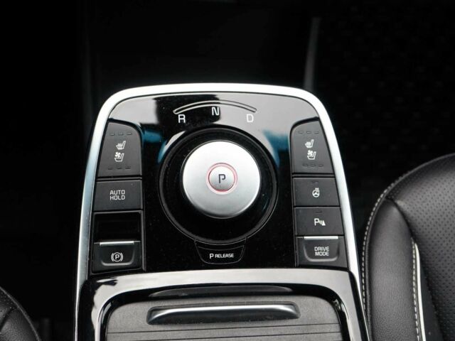 Кіа Niro 2020 у Києві на Automoto.ua Чорний Кіа Niro, об'ємом двигуна 0 л та пробігом 59 тис. км за 15700 $, фото 17 на Automoto.ua