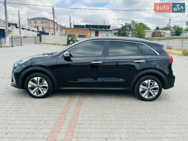 Киа Niro 2020 в Первомайск на Automoto.ua Черный Киа Niro, объемом двигателя 0 л и пробегом 121 тыс. км за 18800 $, фото 1 на Automoto.ua