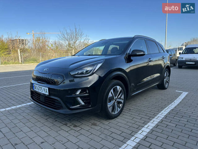 Чорний Кіа Niro, об'ємом двигуна 0 л та пробігом 144 тис. км за 19500 $, фото 26 на Automoto.ua