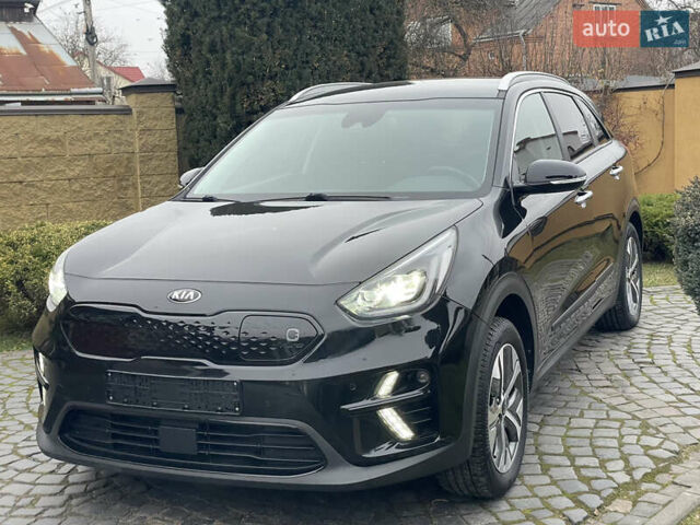 Черный Киа Niro, объемом двигателя 0 л и пробегом 111 тыс. км за 19300 $, фото 8 на Automoto.ua
