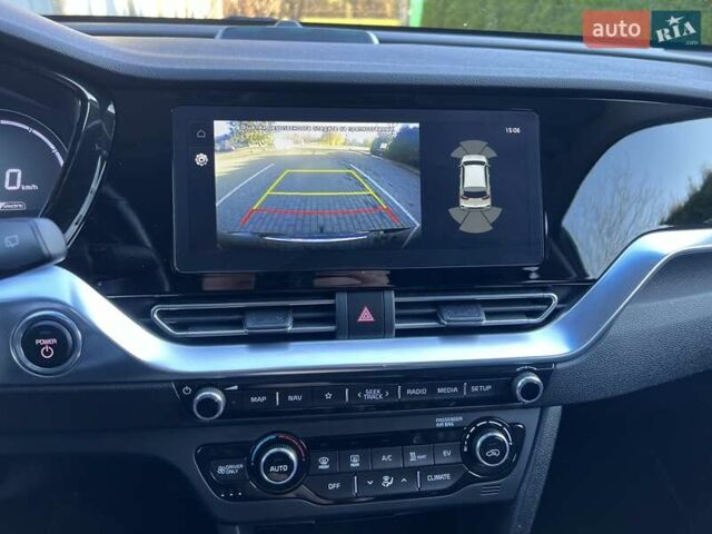 Чорний Кіа Niro, об'ємом двигуна 0 л та пробігом 112 тис. км за 20499 $, фото 46 на Automoto.ua